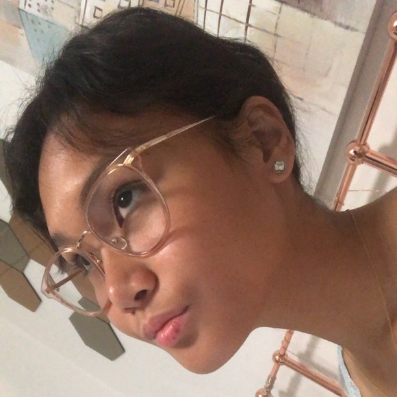 Meet your Posher, Bianca - Picture 1 of 1